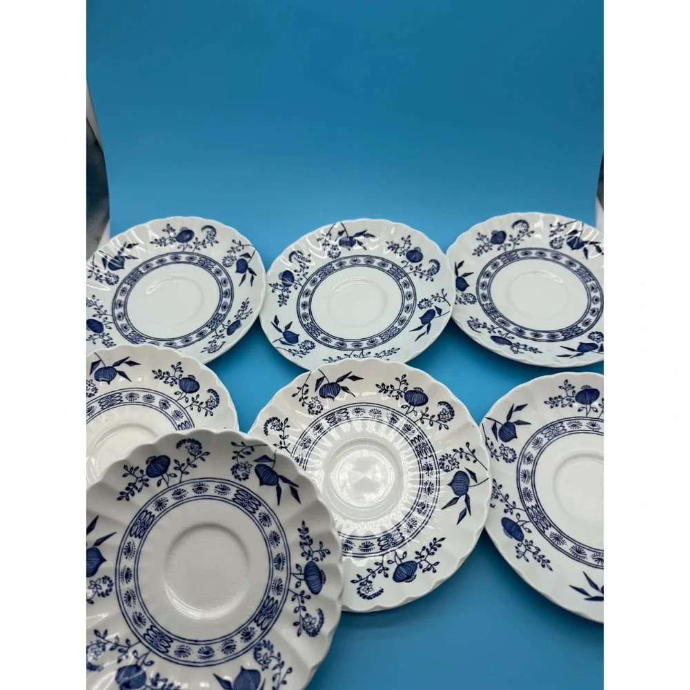 Blue Onion Tea Cup Saucers J&G Meakin Nordic Classic White England Set of 7